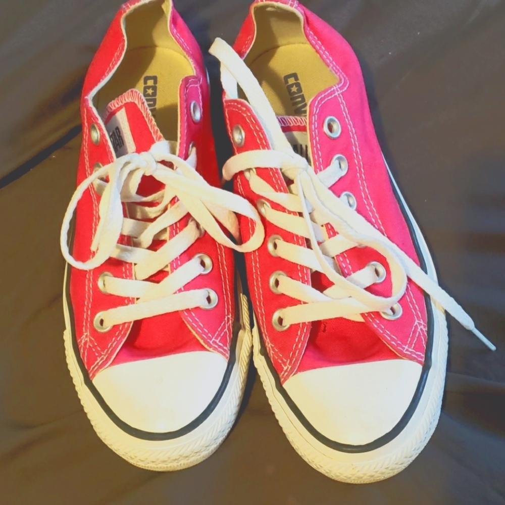 Wo.an converse